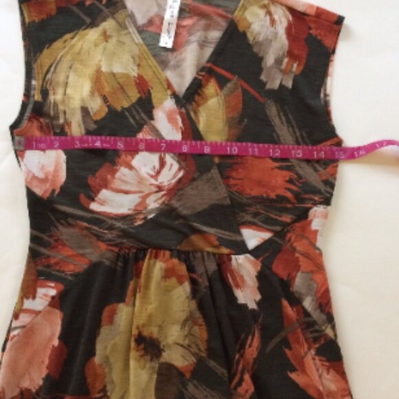 Long Sleeveless Dress M - Picture 7 of 11